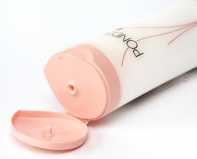 Hãy Khám Phá Thông Tin Chi Tiết Về Nước Hoa Hồng Của Ponds